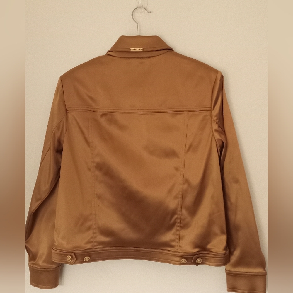 St. john Jacket - Picture 2 of 4